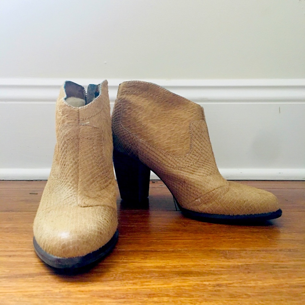 Ugg high heel boots 8